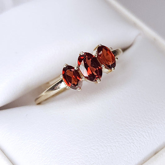 Faceted Tripple Garnet Ring