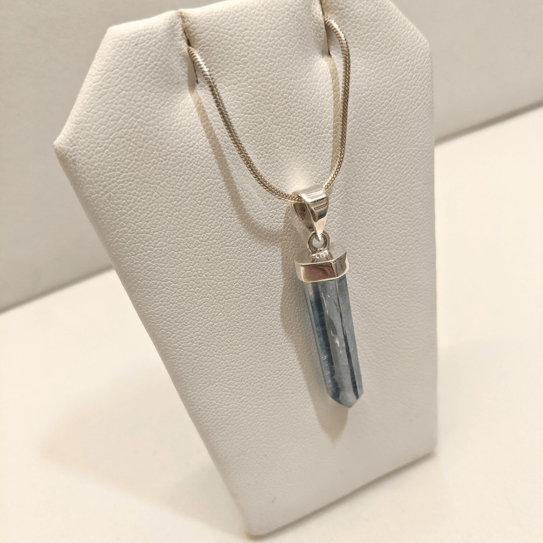 Aqua Aura Pendant